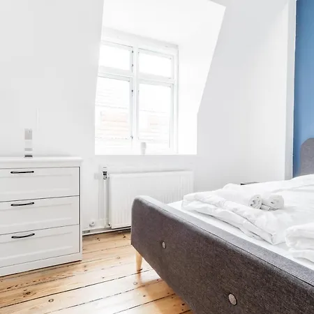 2-bedroom Next To Kongens Nytorv Copenhagen